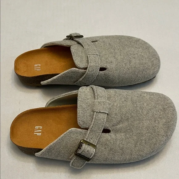 GAP WOMENS HEATHER GRAY FELT CLOGS WITH BUCKLE SIZE 7 - Picture 4 of 10